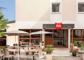 ibis Auch 3