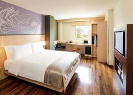 ibis Vientiane Nam Phu 5