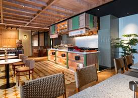 Mercure Jakarta Sabang 5