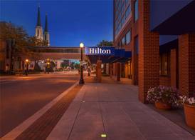 Hilton Fort Wayne at the Grand Wayne Convention Center 4