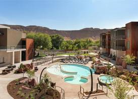 Hoodoo Moab, Curio Collection by Hilton 5