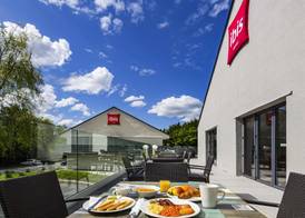 ibis Plymouth 4