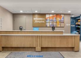 Hampton Inn & Suites Cincinnati/Uptown-University Area 5