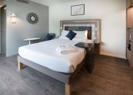 Novotel Senart Golf De Greenparc 4