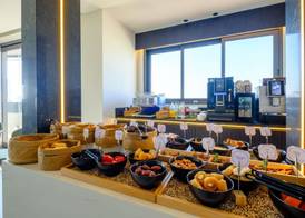 Mercure Larnaca Finikoudes Beach 5