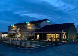 greet Hotel Belleville en Beaujolais A6 3