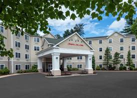 Hampton Inn & Suites North Conway 2