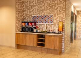 Hampton Inn Winfield 4