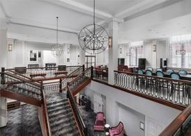 Hampton Inn & Suites Baltimore Inner Harbor 4