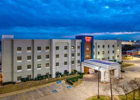 Hampton Inn & Suites Corsicana 2