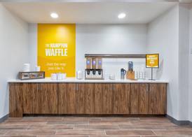 Hampton Inn & Suites Corsicana 5