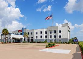 Hampton Inn & Suites Port Arthur 2