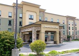 Hampton Inn & Suites Stroudsburg Bartonsville Poconos 2