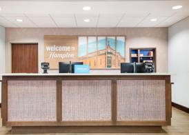 Hampton Inn Uvalde 5