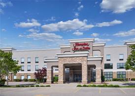 Hampton Inn & Suites Detroit/Sterling Heights 2