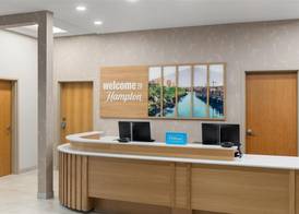 Hampton Inn & Suites Bremerton 5