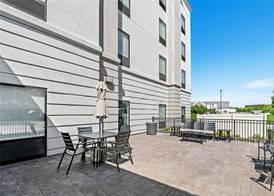 Hampton Inn Omaha/West Dodge Road (Old Mill) 5