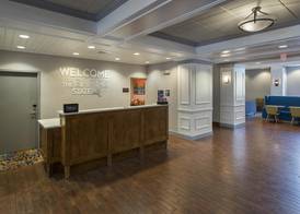 Hampton Inn & Suites New Hartford 3