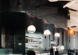 DoubleTree by Hilton Amsterdam Centraal Station 5