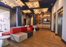 Ibis Elche 3