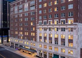 DoubleTree Suites by Hilton Detroit Downtown - Fort Shelby 2