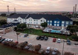 Hilton Garden Inn Fort Worth/Fossil Creek 2