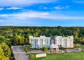 Hampton Inn & Suites Palestine 5
