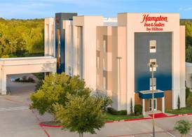 Hampton Inn & Suites Palestine 4