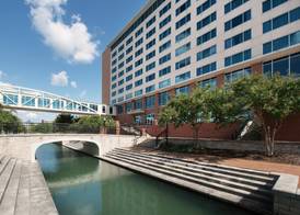Embassy Suites by Hilton Huntsville 3