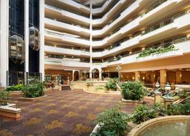 Embassy Suites by Hilton Greensboro Airport 4