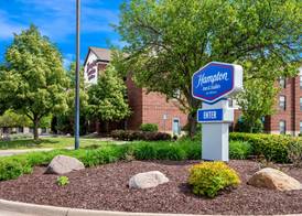 Hampton Inn & Suites East Lansing/Okemos 2