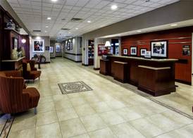 Hampton Inn & Suites Staten Island 4