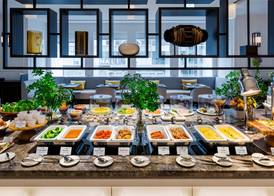 Hilton Osaka Hotel 5