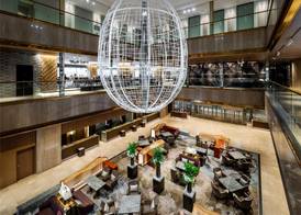 Hilton Osaka Hotel 3