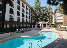 Hilton Stockton 4