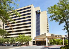 Embassy Suites by Hilton Crystal City National Airport 4