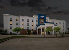 Hampton Inn Marion 2