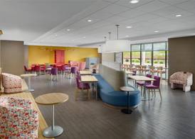 Home2 Suites by Hilton Champaign/Urbana 5