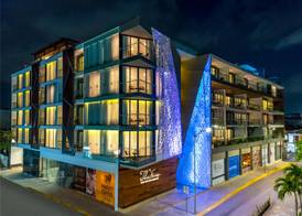 The Fives Downtown Hotel & Residences, Curio Collection by Hilton 3