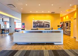 Hampton Inn & Suites Boston/Waltham 5