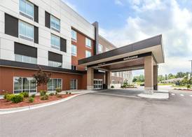 Hampton Inn & Suites Howell 2