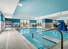 Hampton Inn & Suites Pekin (Peoria Area), Il 5
