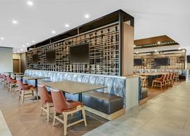 DoubleTree by Hilton Denver International Airport 5