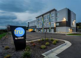 Tru By Hilton Radford 3