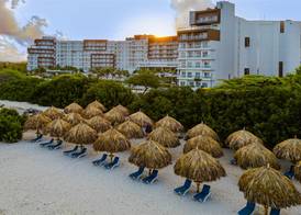 Embassy Suites By Hilton Aruba Beach Resort 3