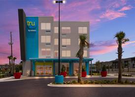 Tru By Hilton Destin 3