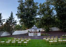 DoubleTree by Hilton Pittsburgh-Meadow Lands 2