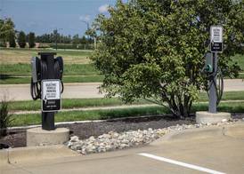 Hampton Inn Champaign Southwest 4