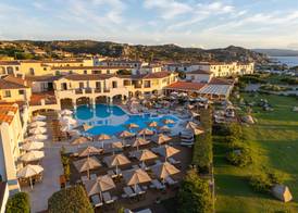 Mangia's Santa Teresa Sardinia, Curio Collection by Hilton 3