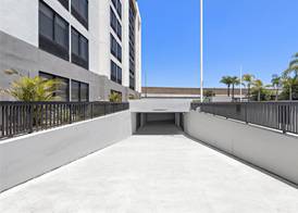 Hampton Inn by Hilton Los Angeles Airport LAX 4